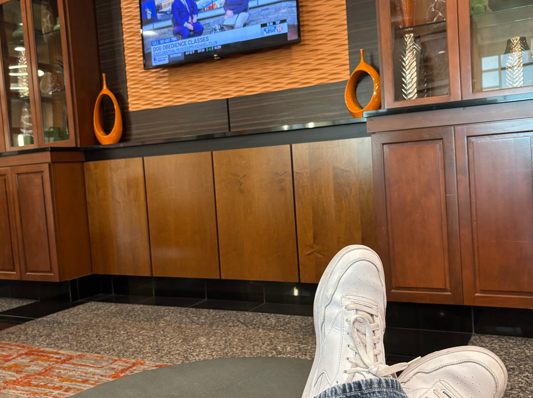 Drury Inn & Suites Meridian主图