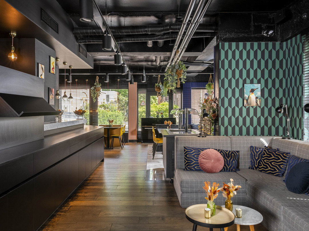 宜必思尚品哈瑟尔特市中心酒店主图