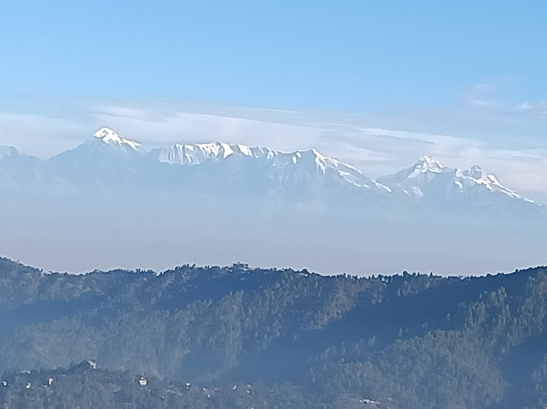 Himalayas By The Lake Hill主图