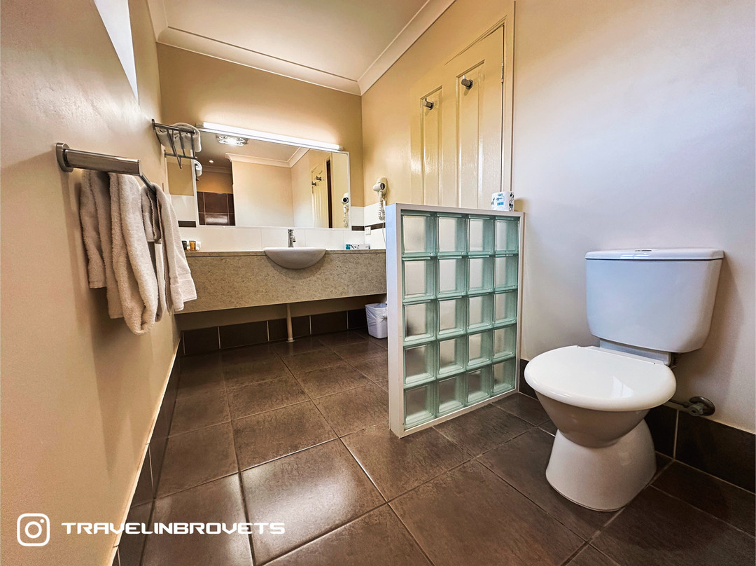 Roma Explorers Inn Motel & Function Centre主图