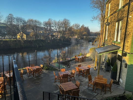 Mirfield餐馆和美食-The Pear Tree Inn