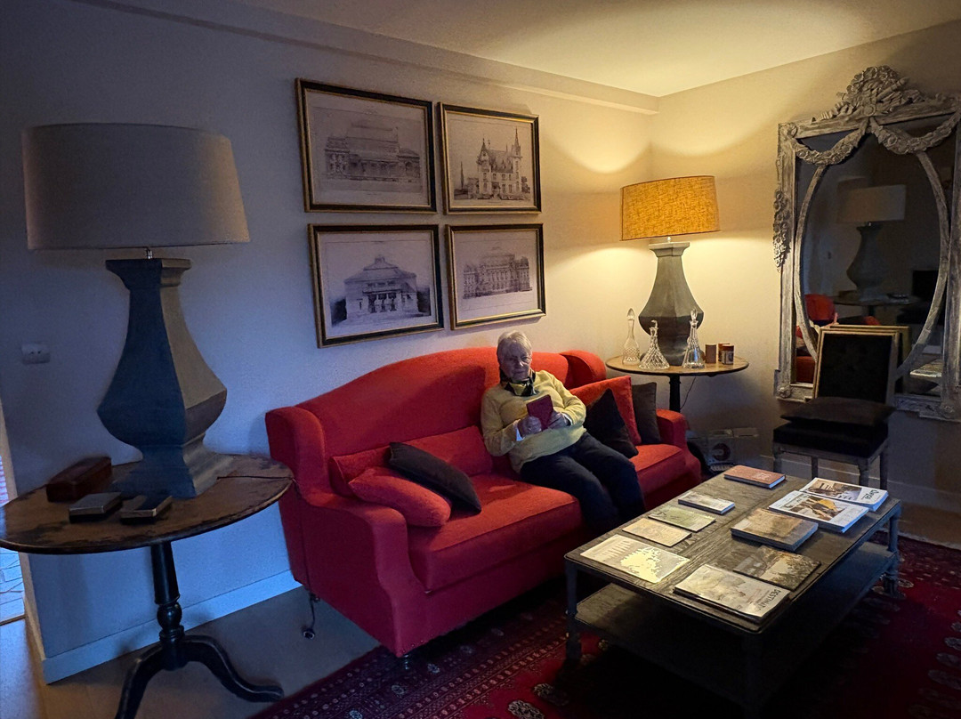 德蒙苏谢瑞住宿加早餐旅馆主图