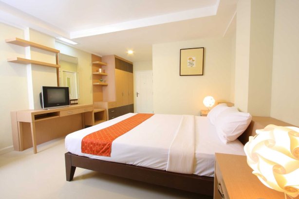 周日白金套房-客卧