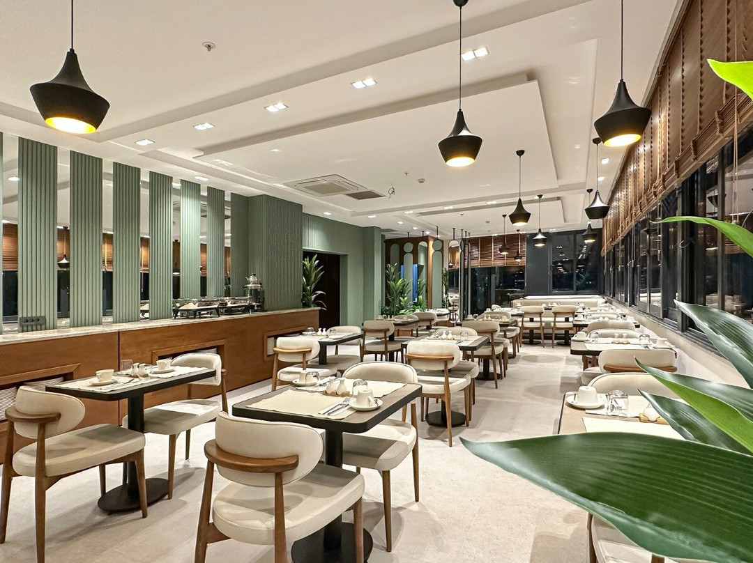 Solia Hotel