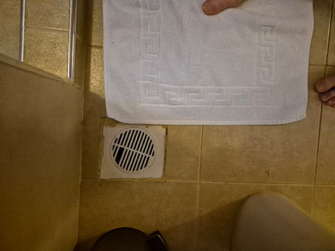 维多利亚套房酒店主图