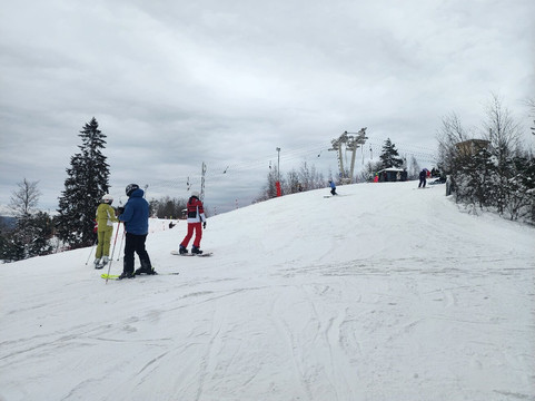 Zolotaya Dolina-Korobitsyno必去景点