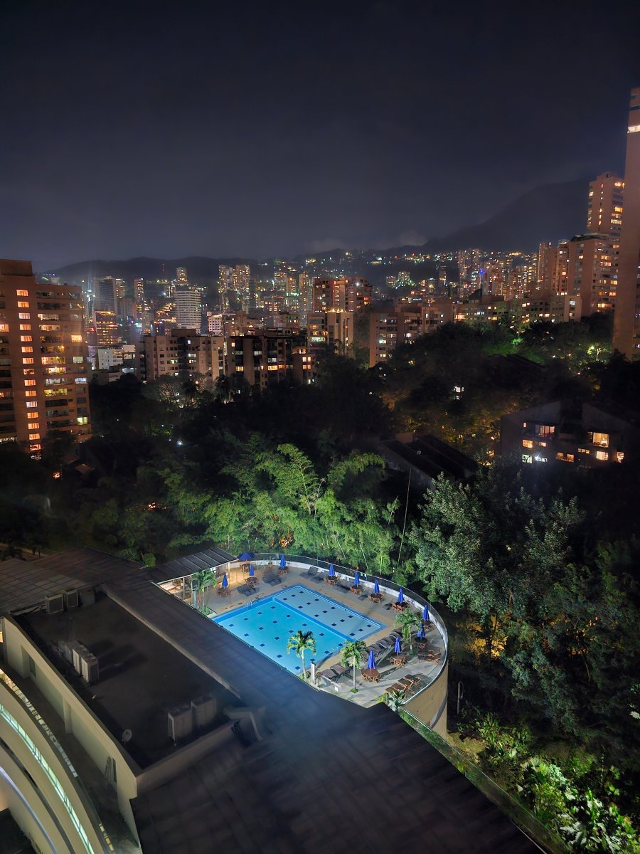 圣费尔南多广场酒店-官方