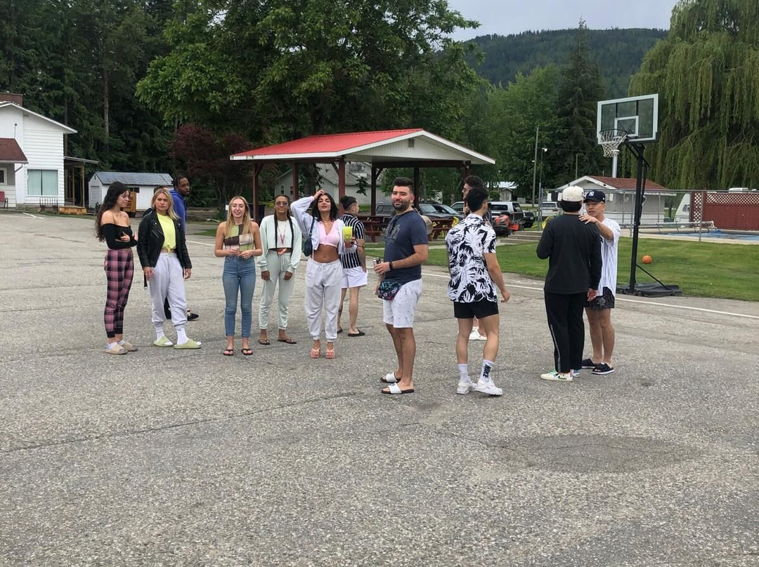 乐土汽车旅馆主图