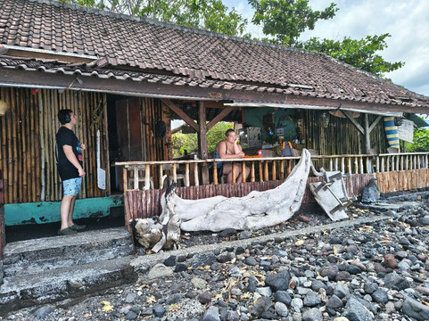 Surf Point Cafe and Restaraunt Jasri