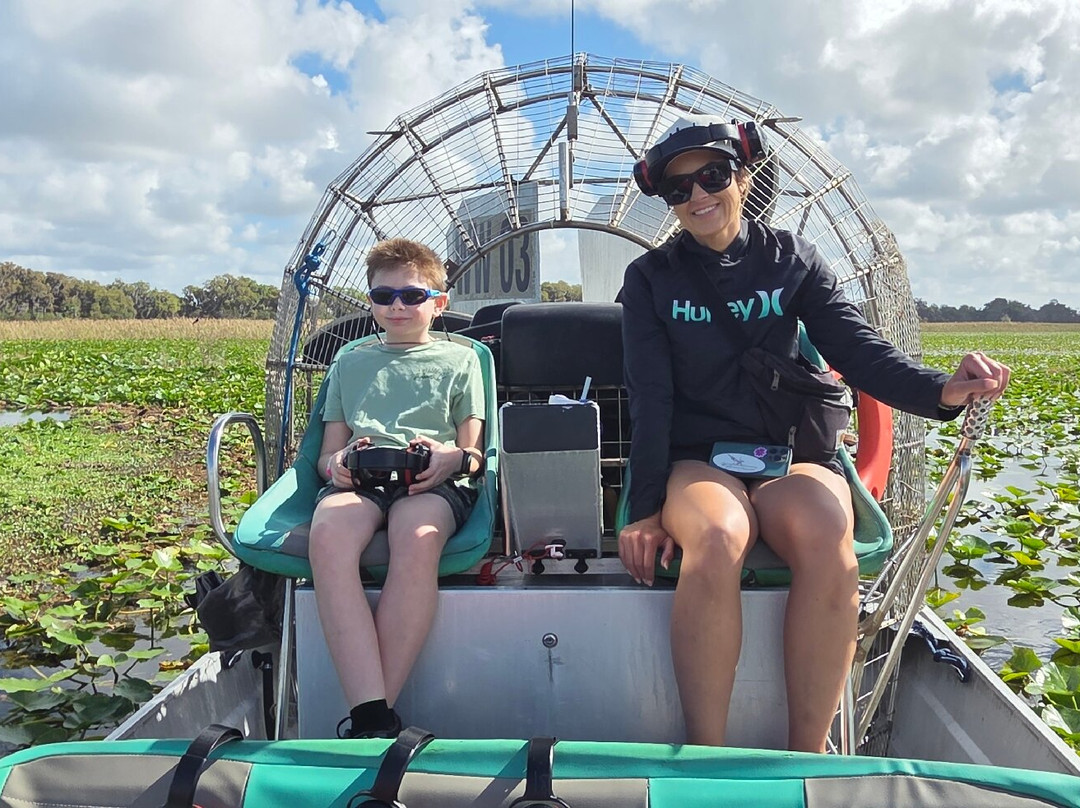 Wild Willy's Airboat Tours-圣克劳德必去景点