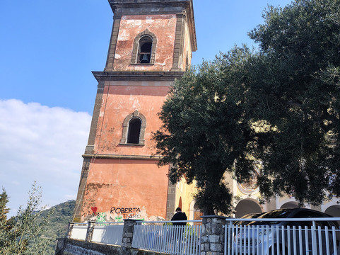 Trentaremi-那不勒斯必去景点