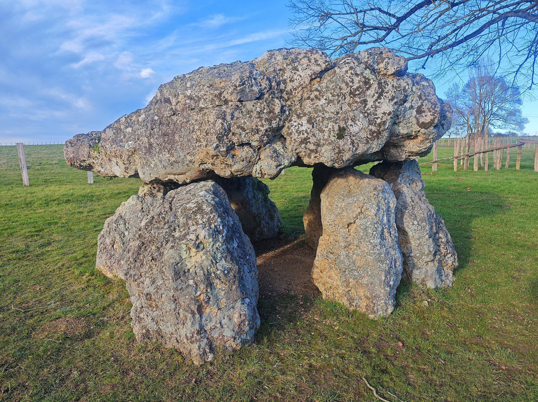 Dolmen de Maupertuis