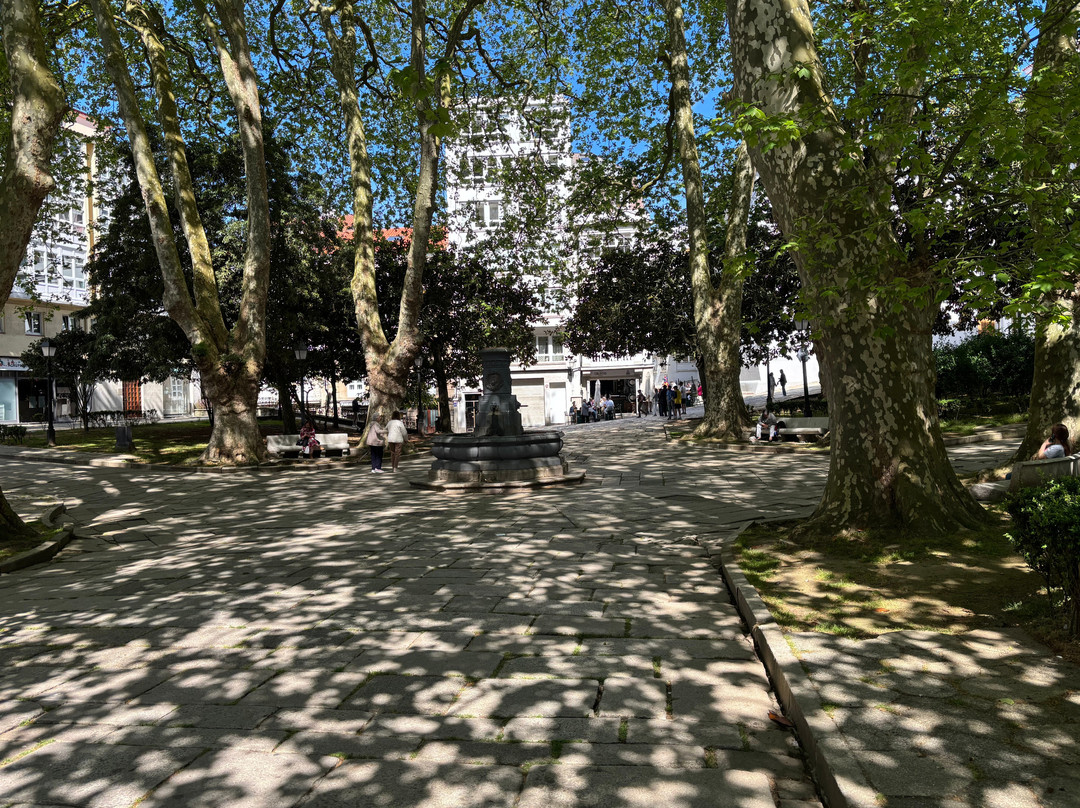Plaza De Azcárraga-拉科鲁尼亚必去景点