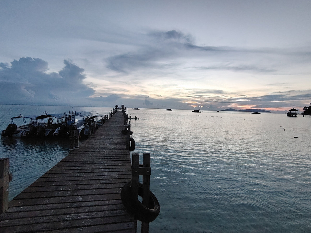 浪中岛夏日海湾度假村主图
