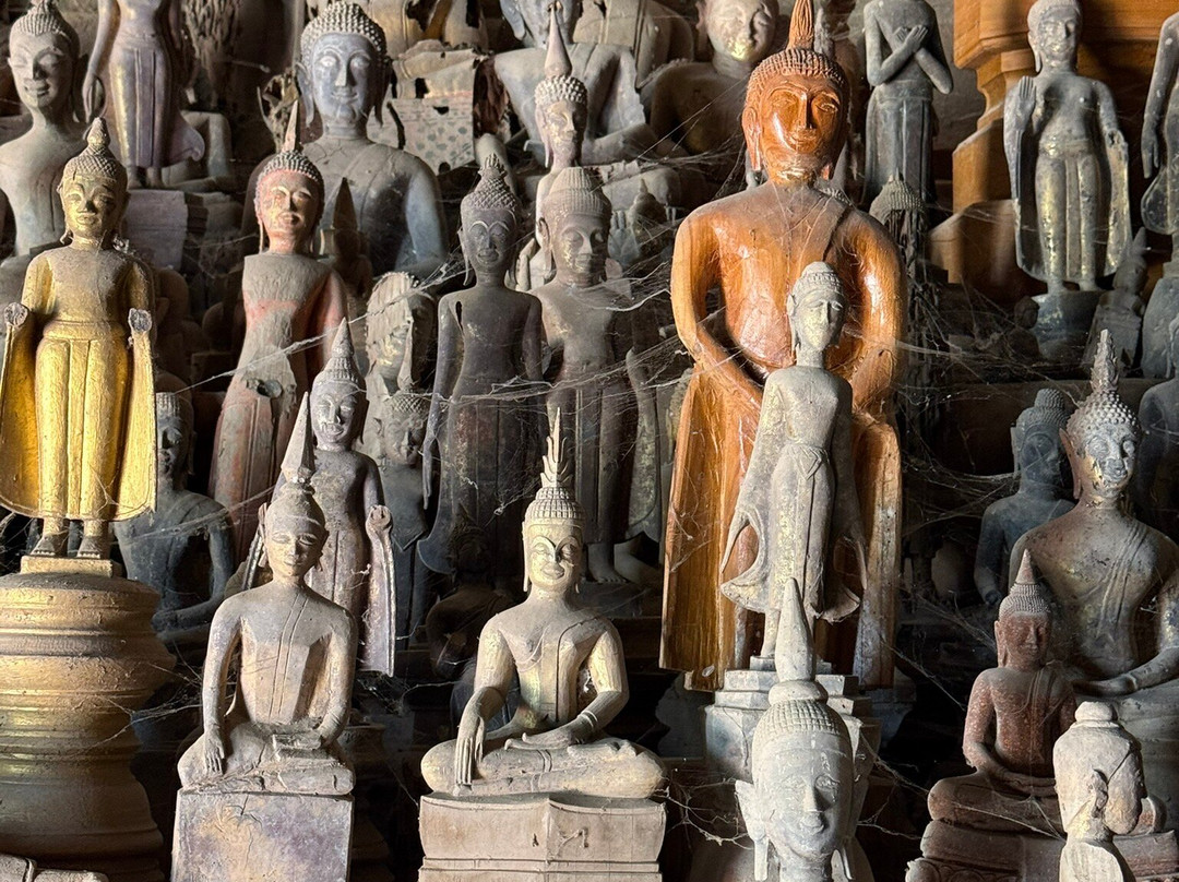 Pak Ou Caves-Ban Pak-Ou必去景点