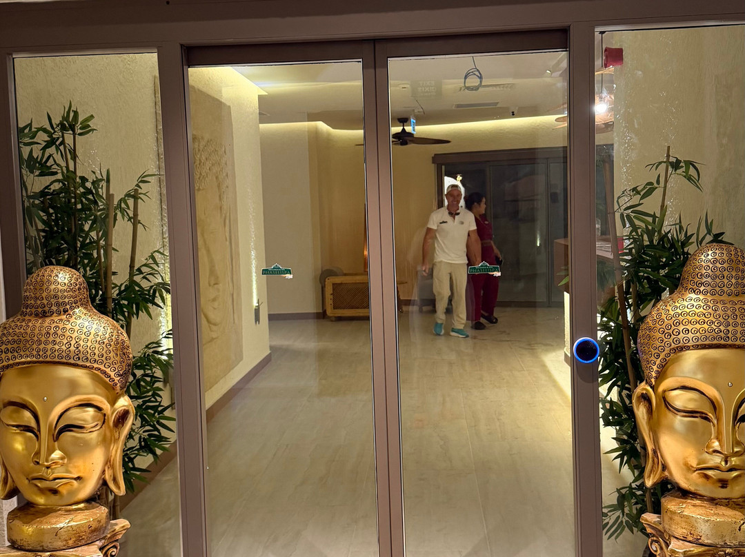 马蒂美亚酒店主图