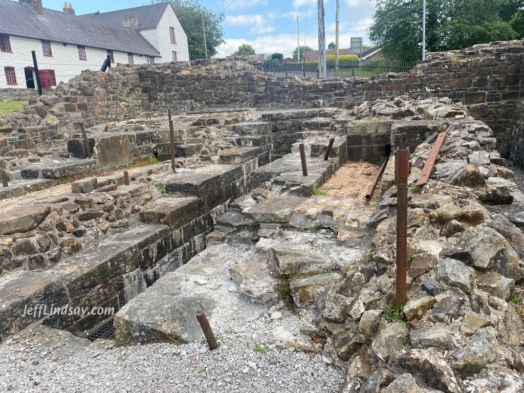 Blaenafon Ironworks-卡莱纳冯必去景点