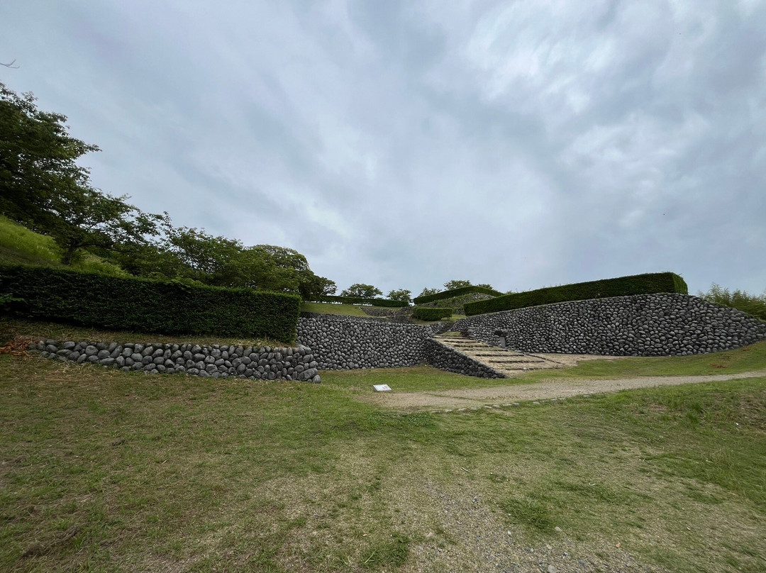 Yokosuka  Ruins Of A Castle　Park-挂川市必去景点