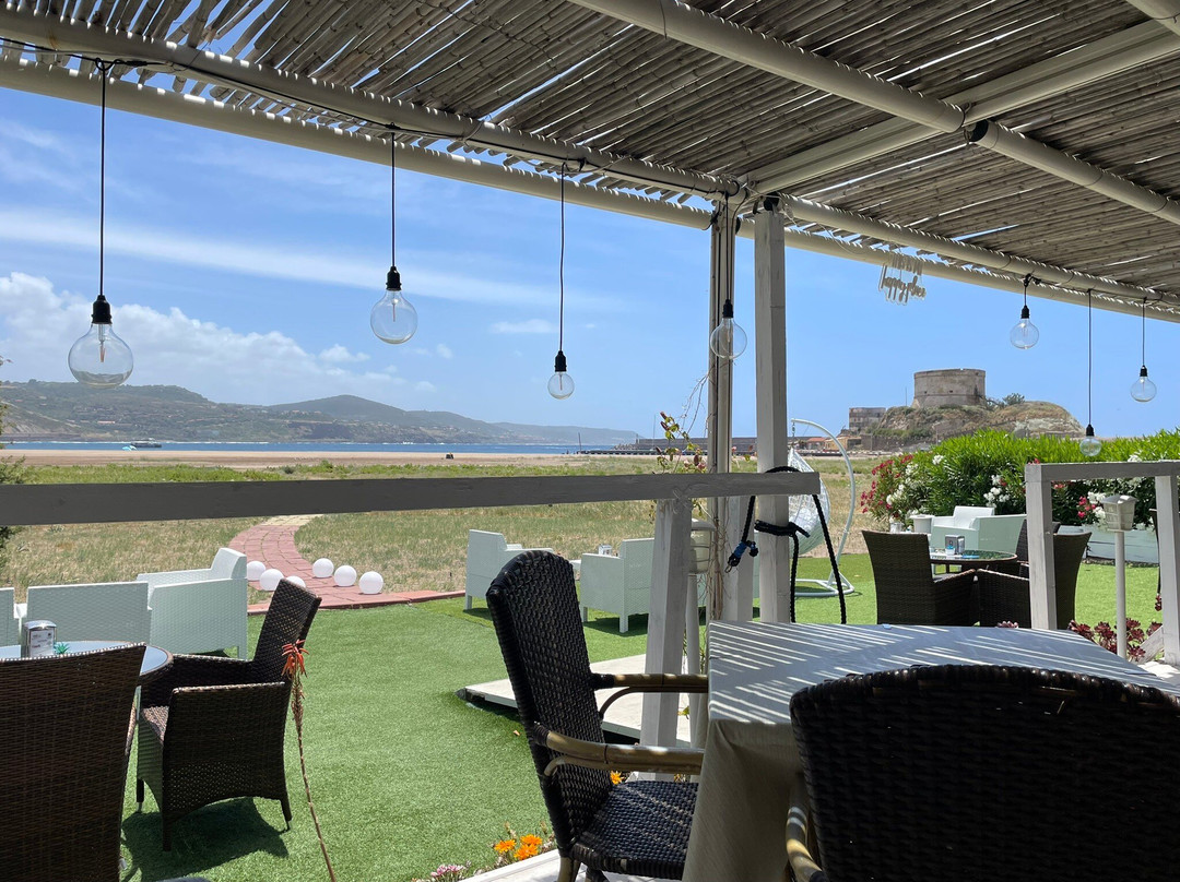 Mistral Beach Bosa