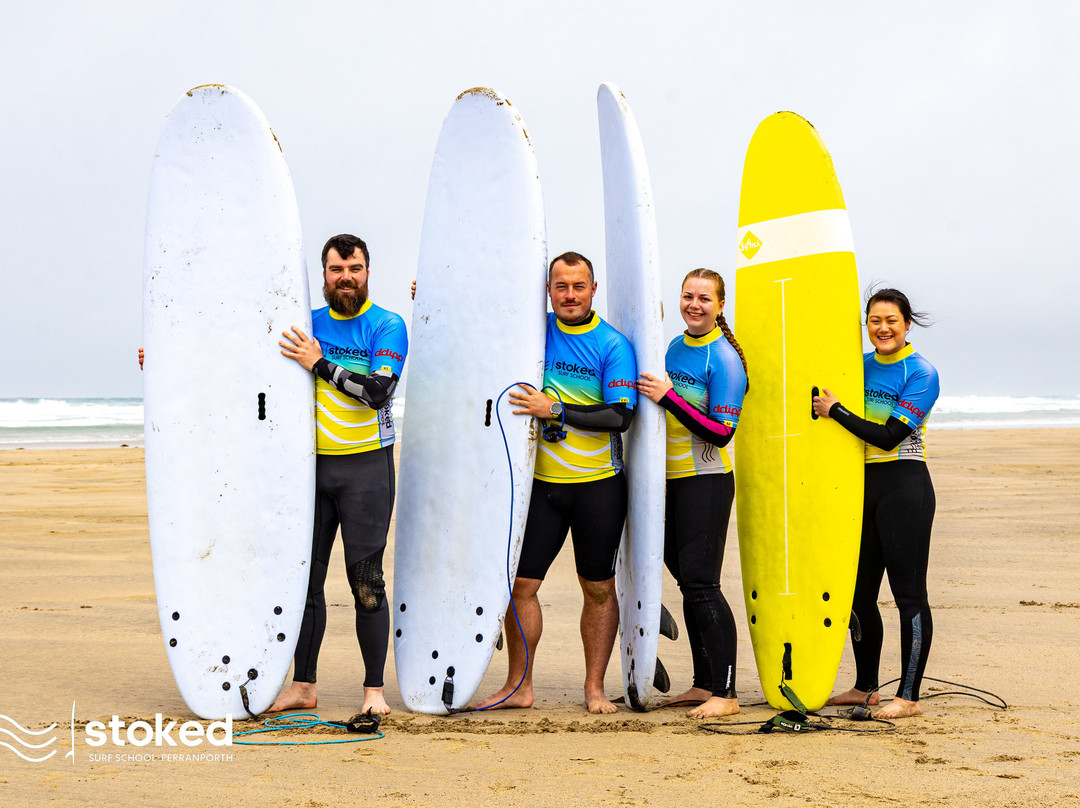Stoked Surf School-佩伦波思必去景点