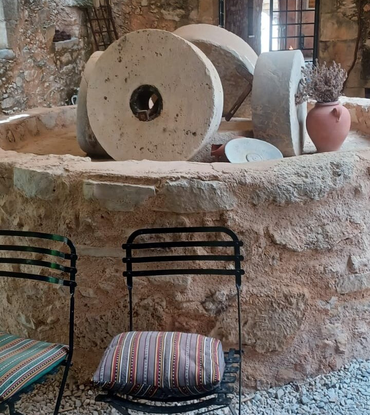 Cretan Traditional Cooking Lessons-Vamos必去景点
