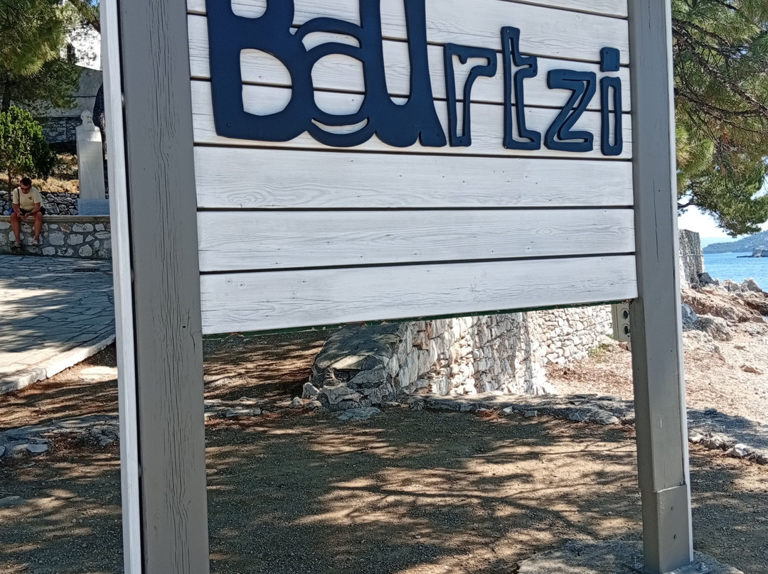 Bourtzi Beach-斯亚索斯必去景点