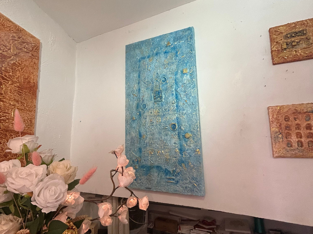Art Gallery Contemporary Tapiézo-Roussillon必去景点