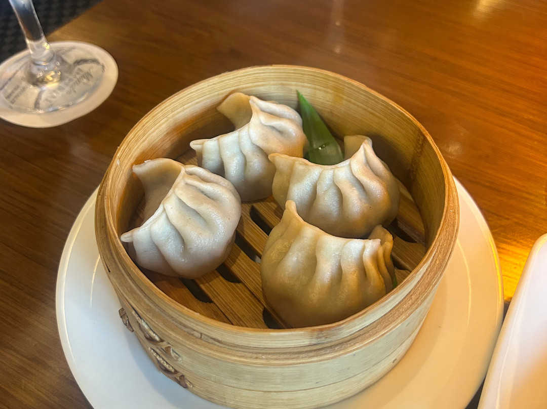 帝国世界宫殿酒店主图