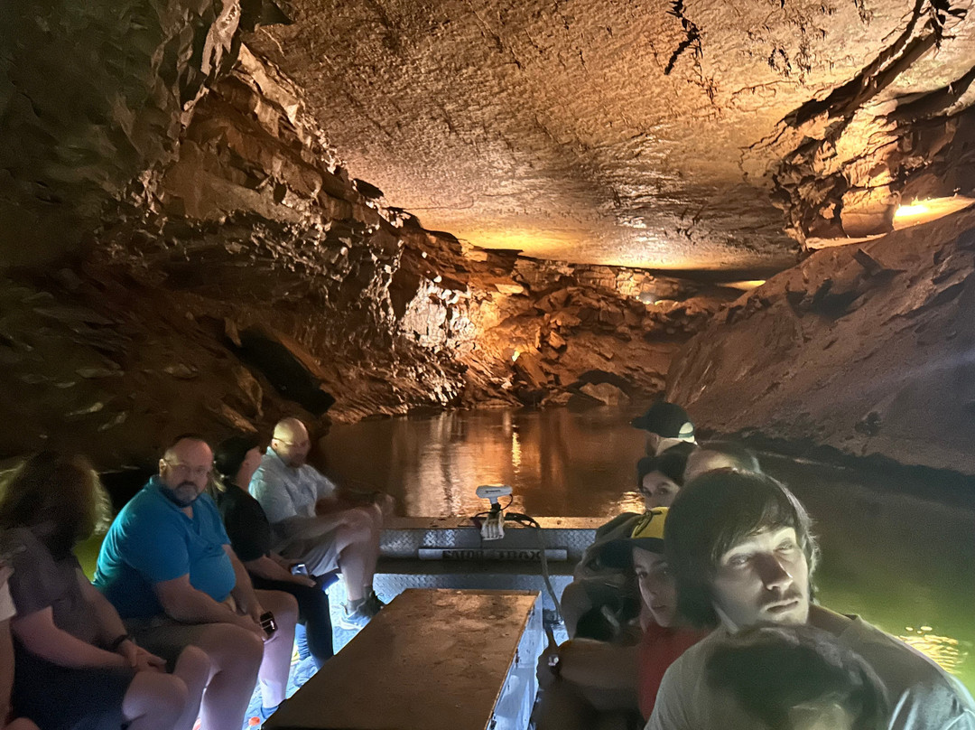Lost River Cave-鲍灵格林必去景点