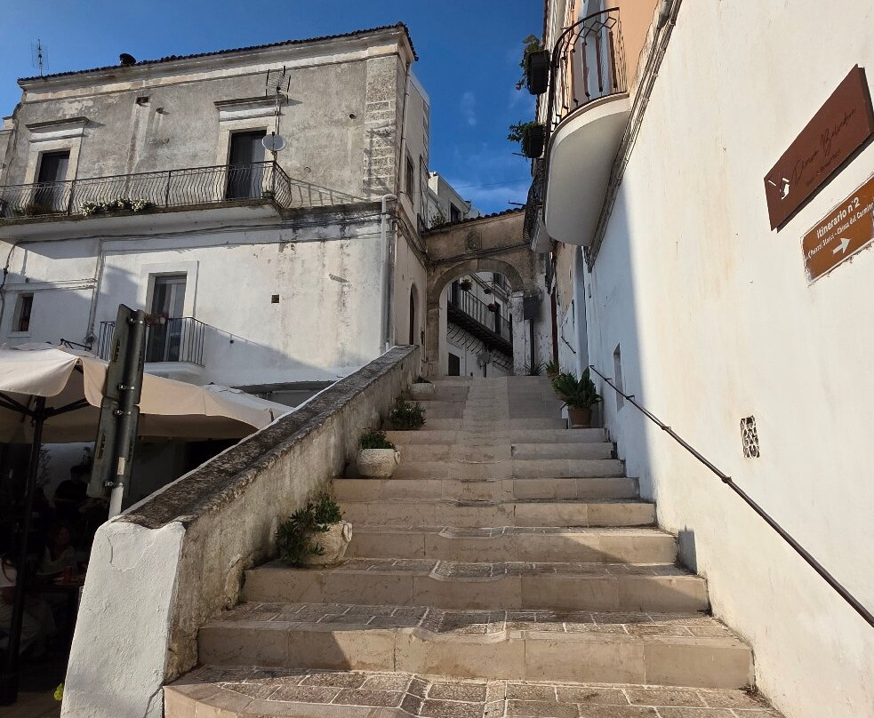 Santuario di San Michele Arcangelo-Monte Sant'Angelo必去景点