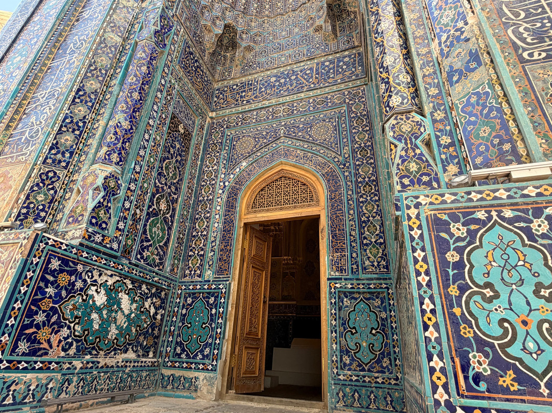 沙尔艾森达纪念碑-撒马尔罕必去景点