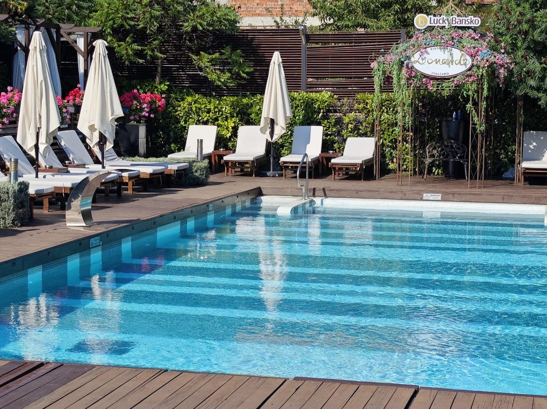 幸运班斯克公寓式酒店Spa及休闲主图