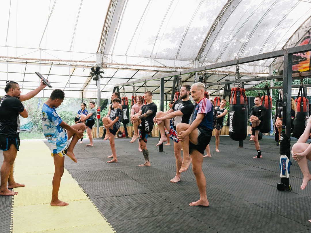 REVOLUTION GYM PHUKET-呈塔累必去景点