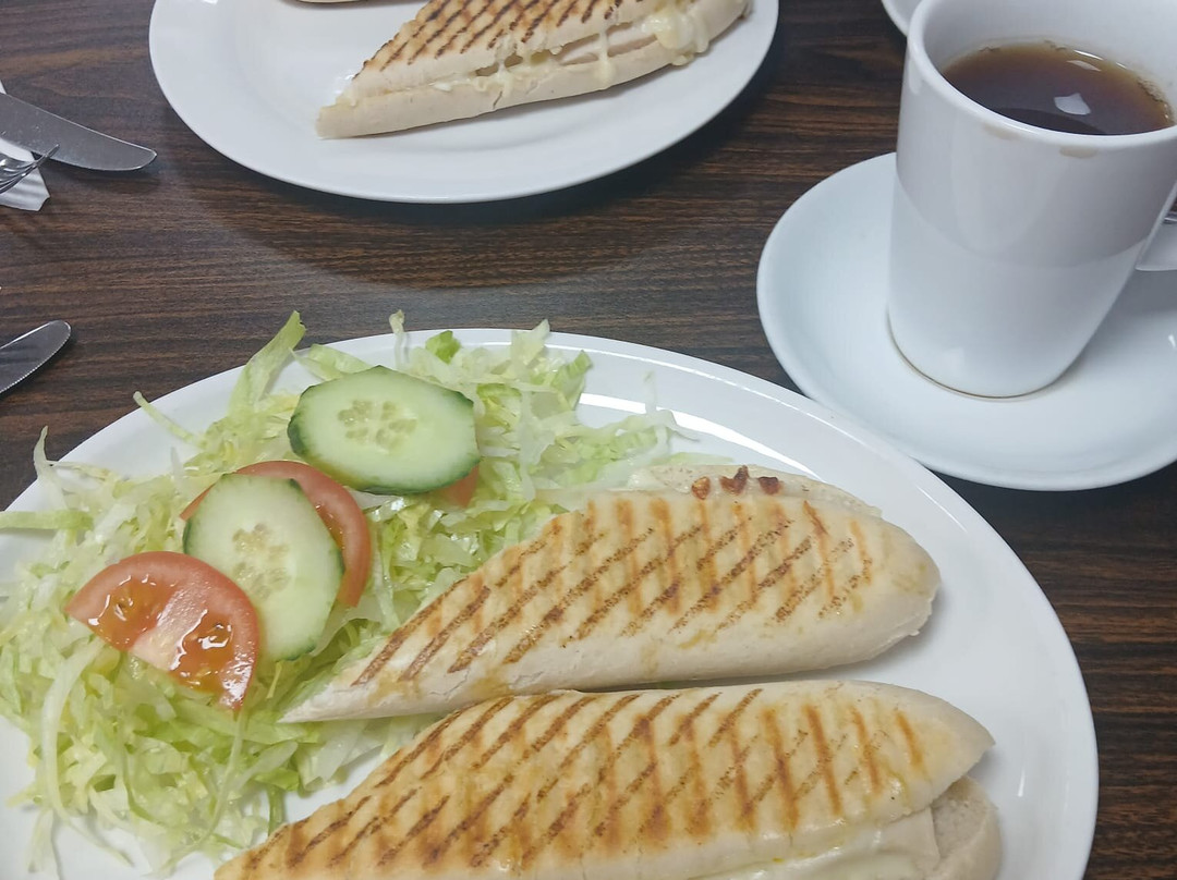 Crumbs Cafe