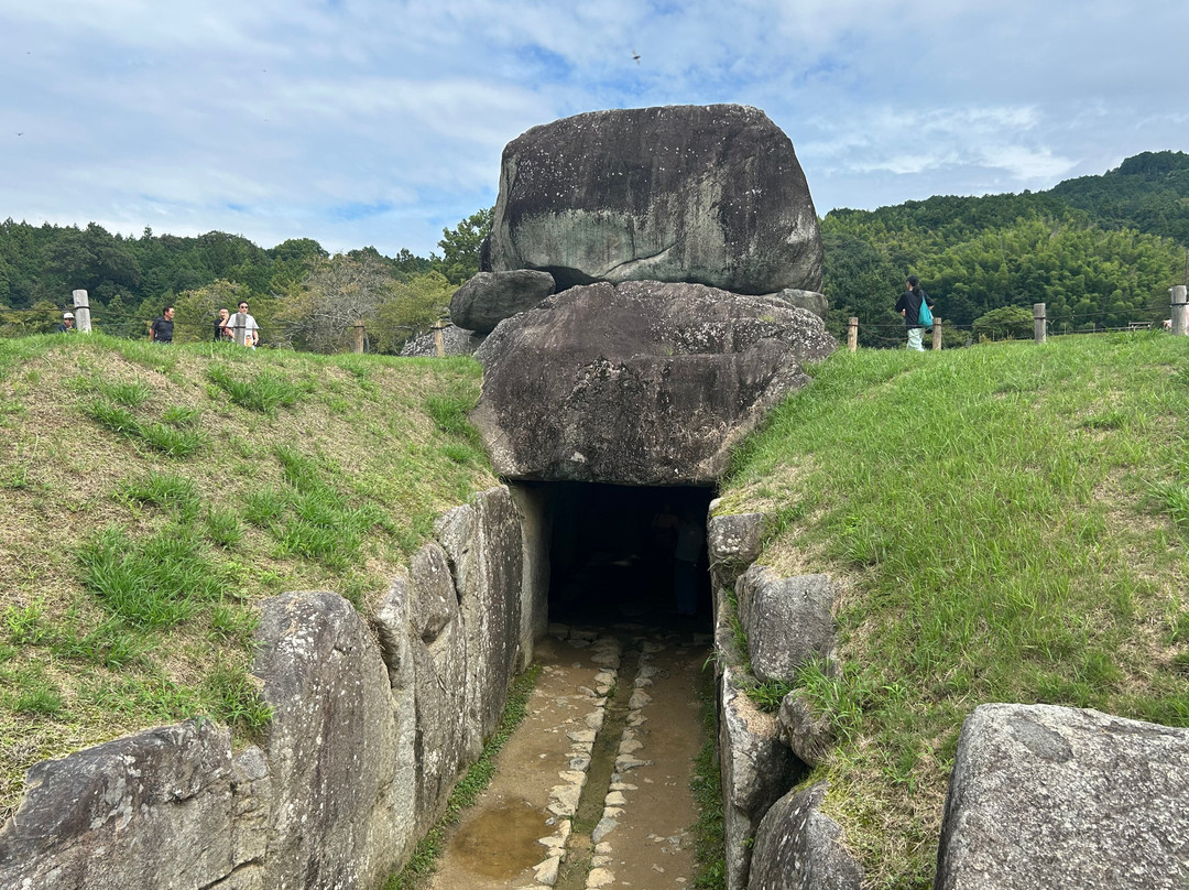 石舞台古坟-明日香村必去景点