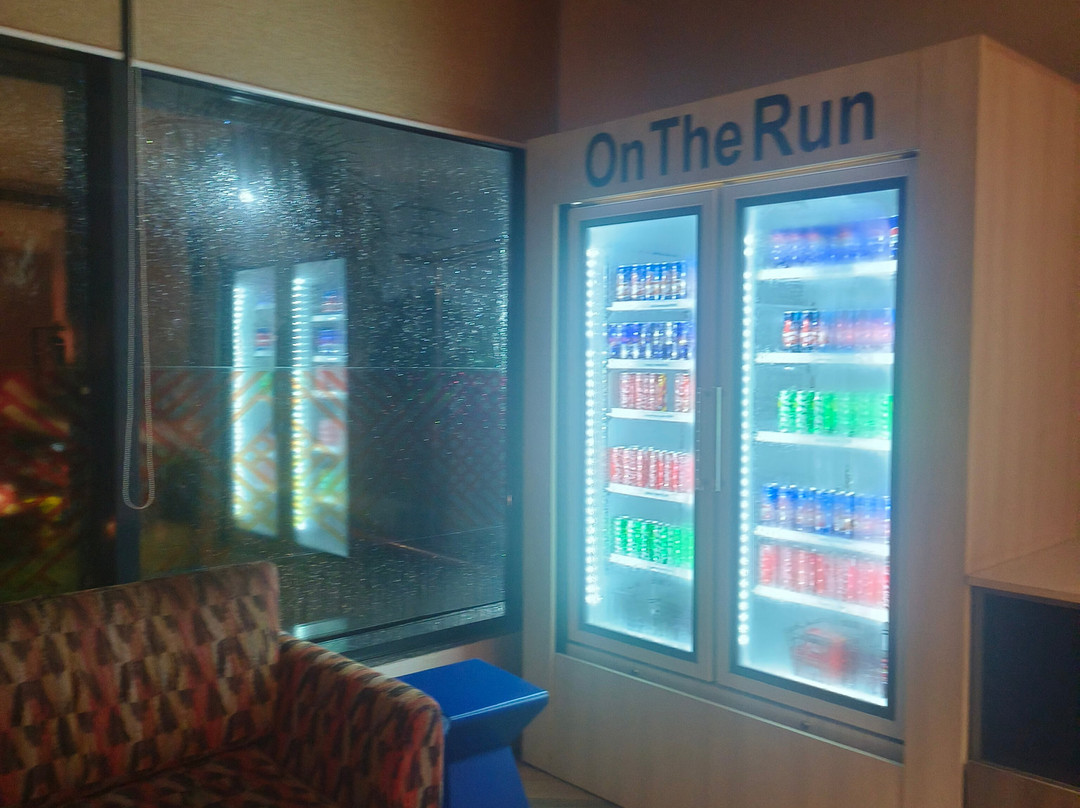 贾杰布尔金吉尔酒店，卡林加纳加尔主图