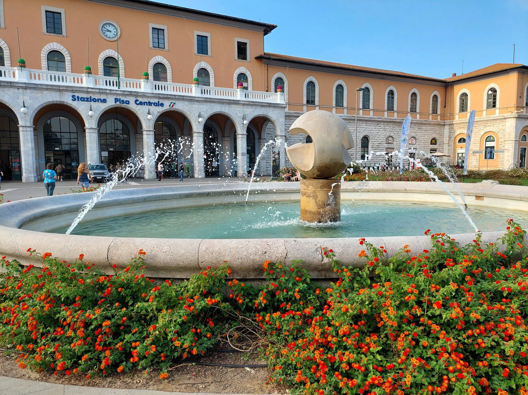Fontana della Stazione di Pisa-比萨必去景点