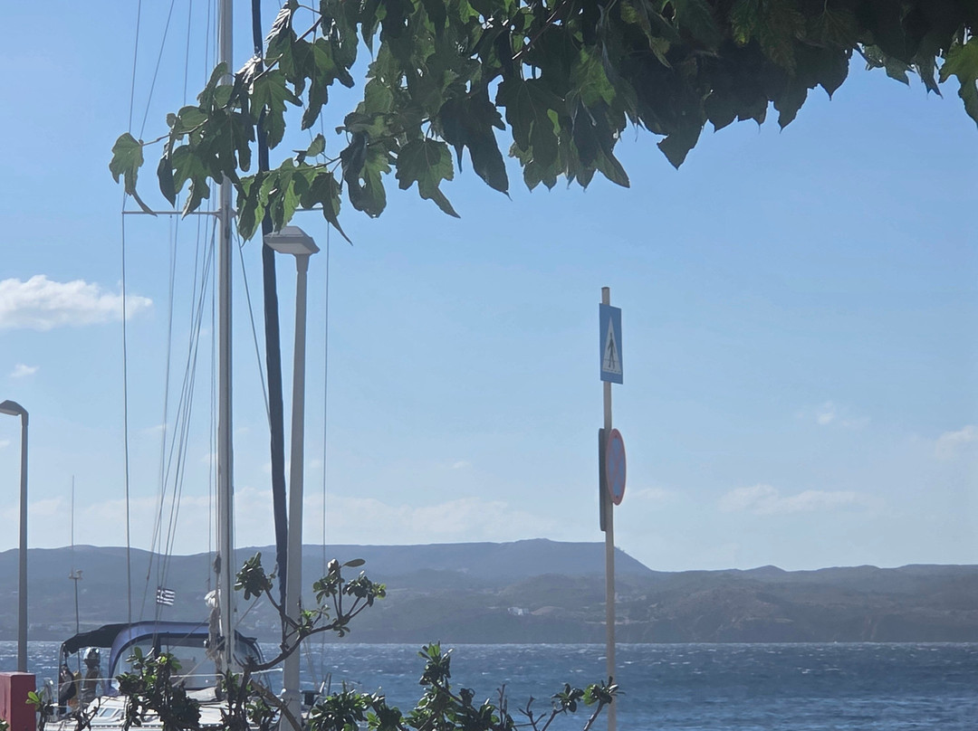 Milos Fishing Trip-Adamas必去景点