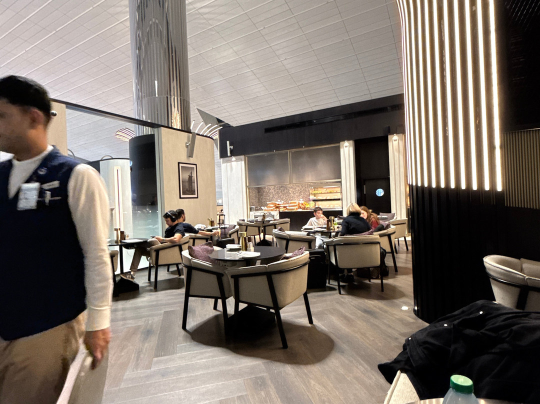 Ahlan Lounge @ Gate B26-迪拜必去景点