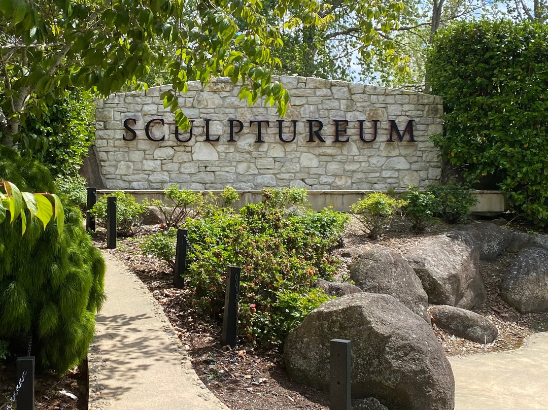 Sculptureum-马塔卡纳小镇必去景点