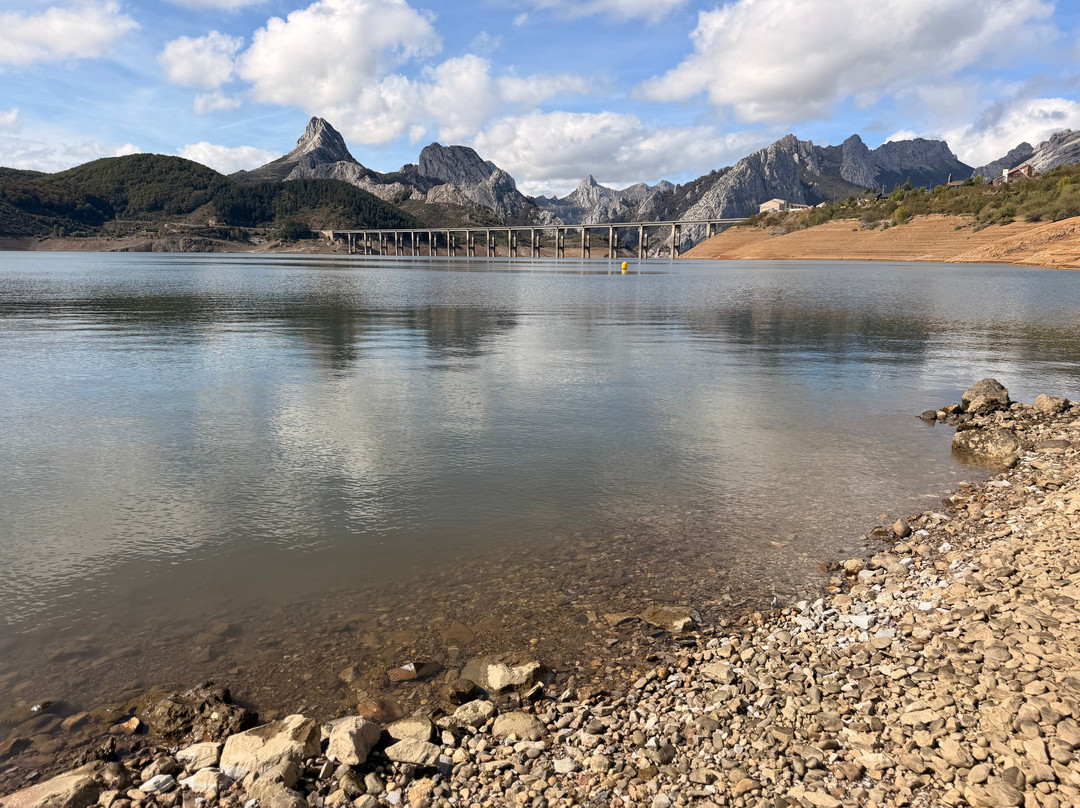 Embalse De Riaño-Riano必去景点