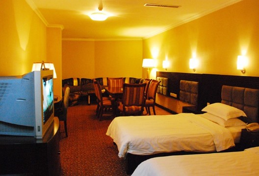 白云大酒店-客卧
