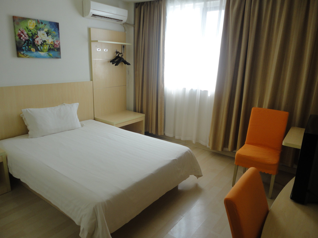 锦江之星宜兴客运站团氿风景区酒店