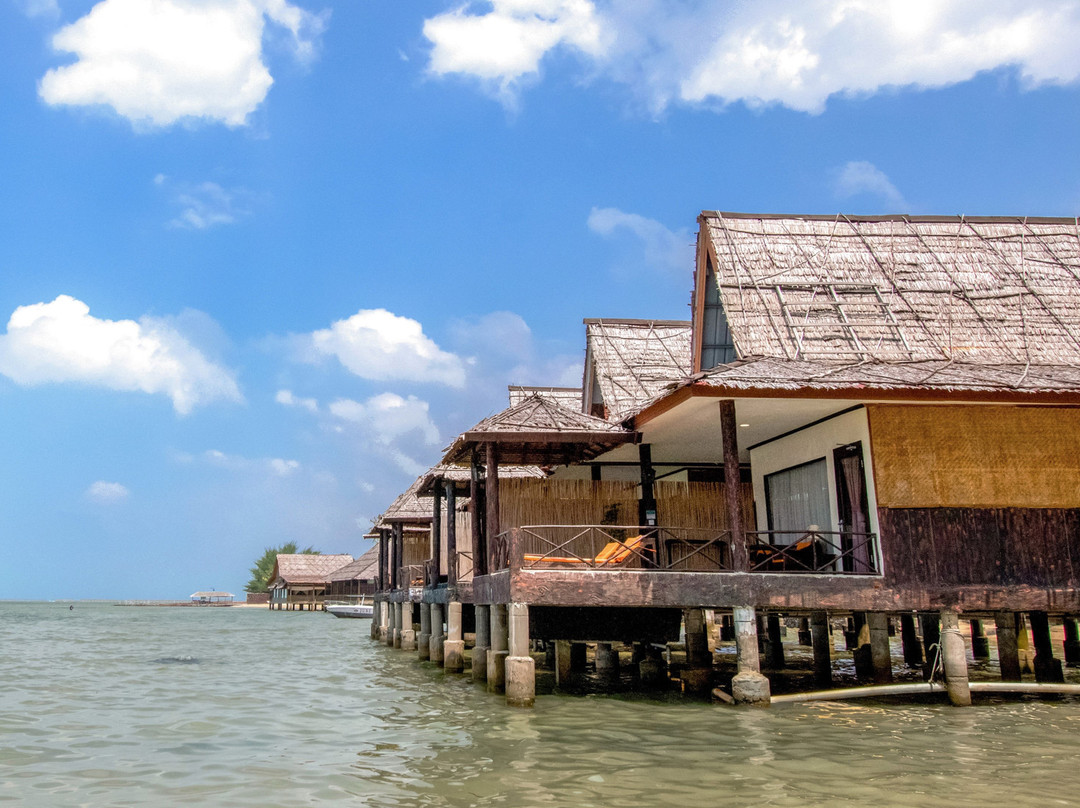 Nikoi Island旅游攻略图片