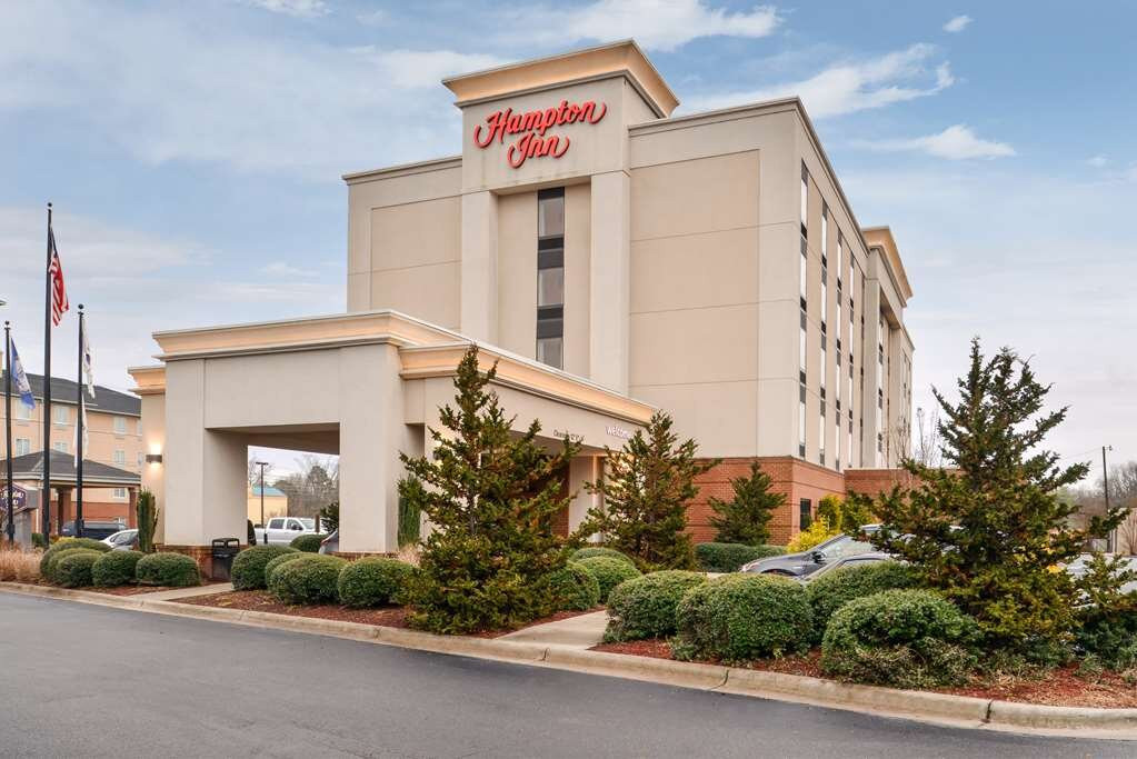 Hampton Inn Emporia主图