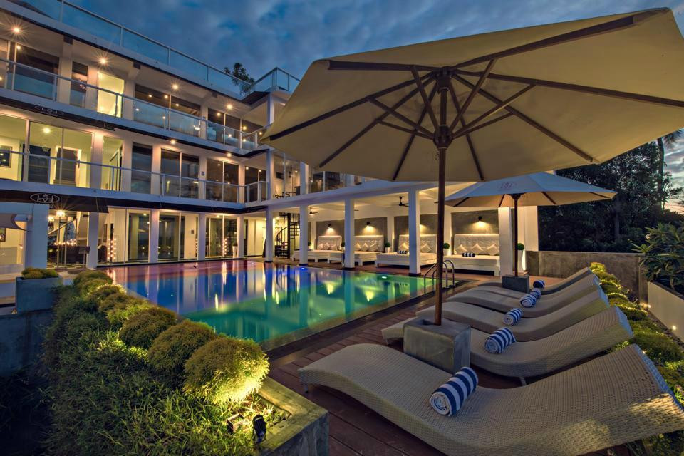 坎塔罗佩勒维斯酒店