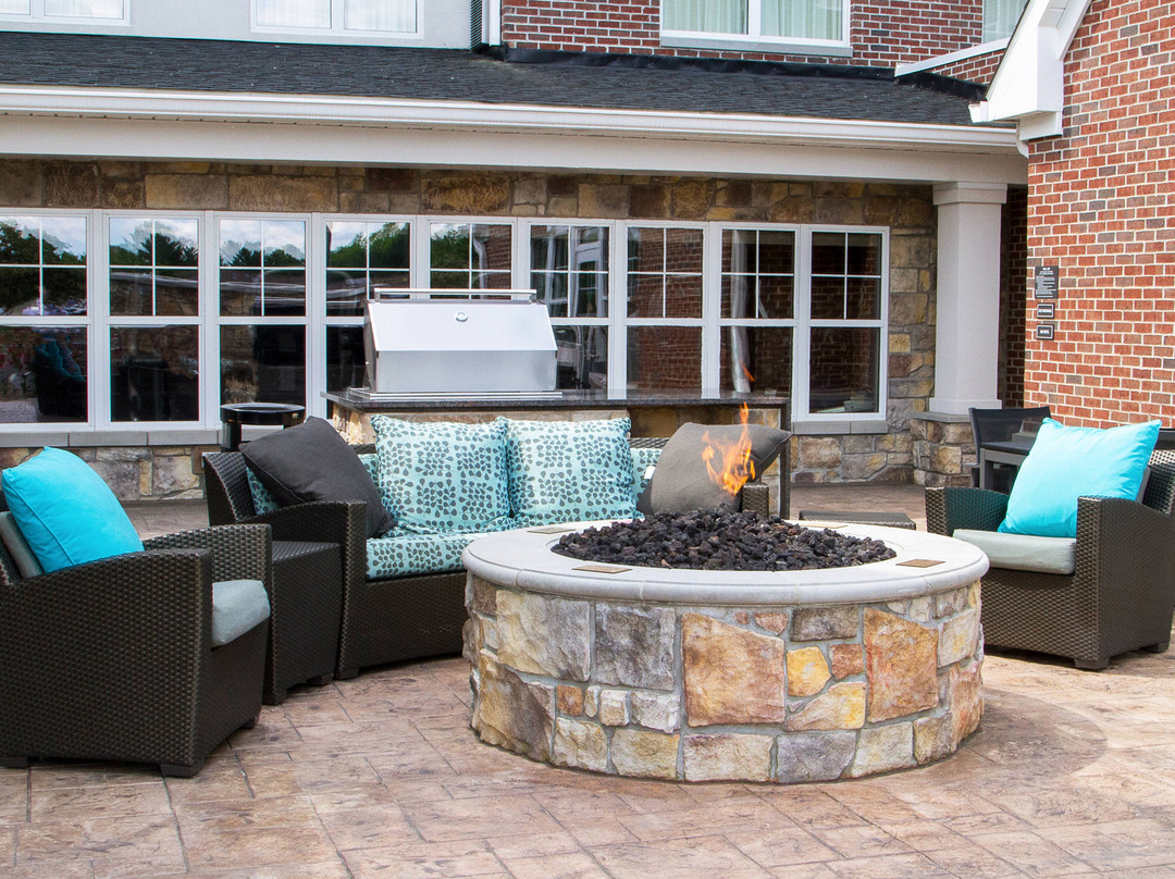 Residence Inn by Marriott Akron Fairlawn主图