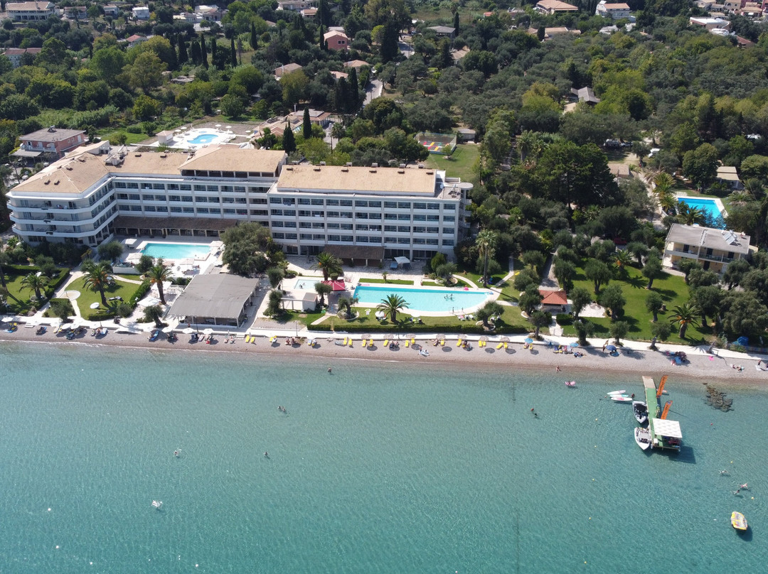 Ermones酒店住宿-Elea Beach Hotel