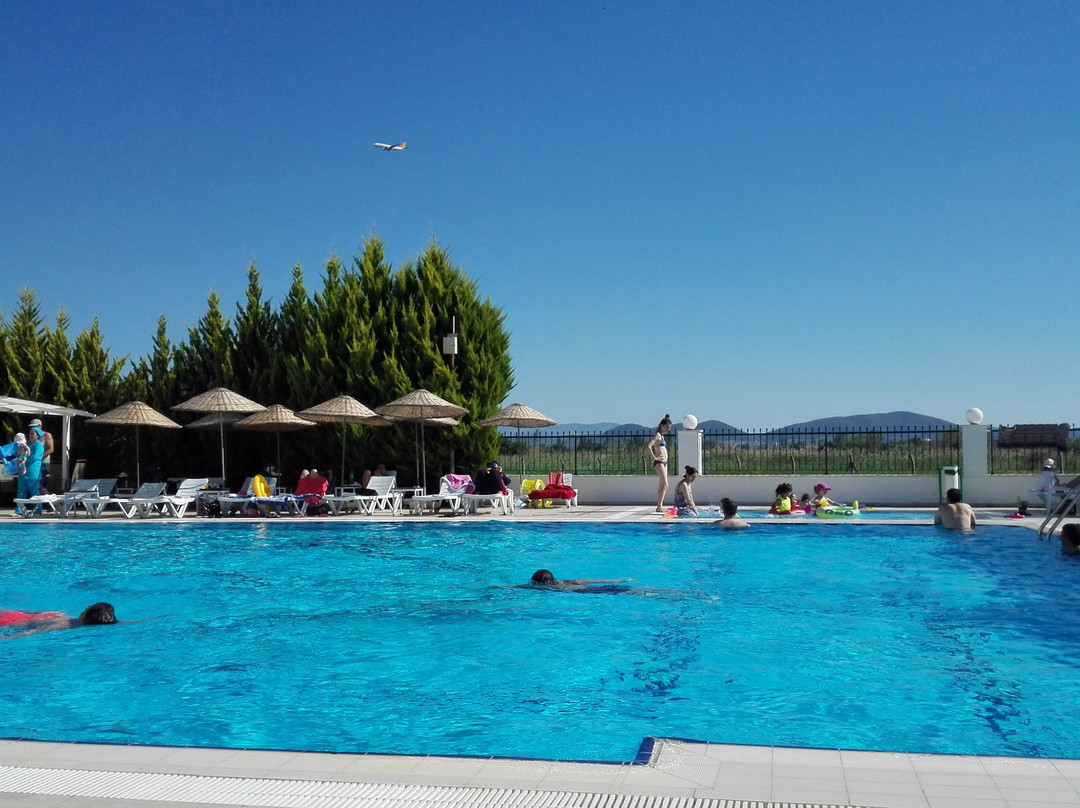 Afytos Oren Beach Presti̇j