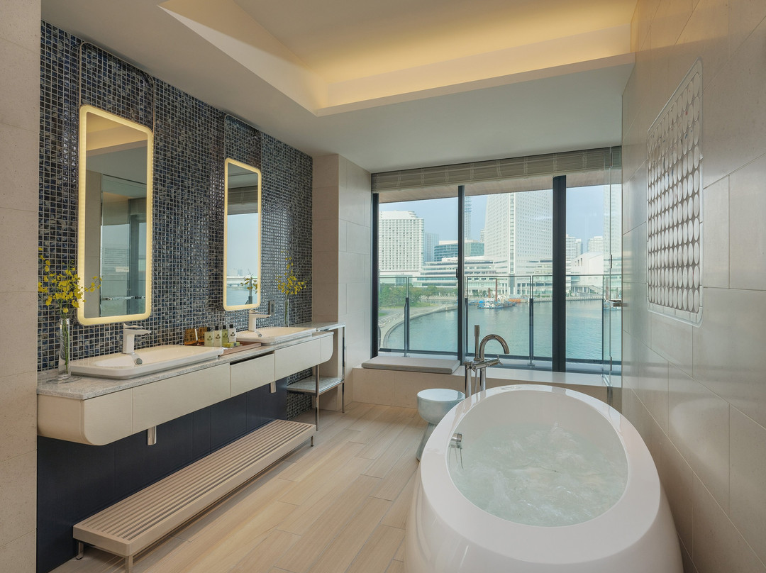 InterContinental Yokohama Pier 8 by IHG